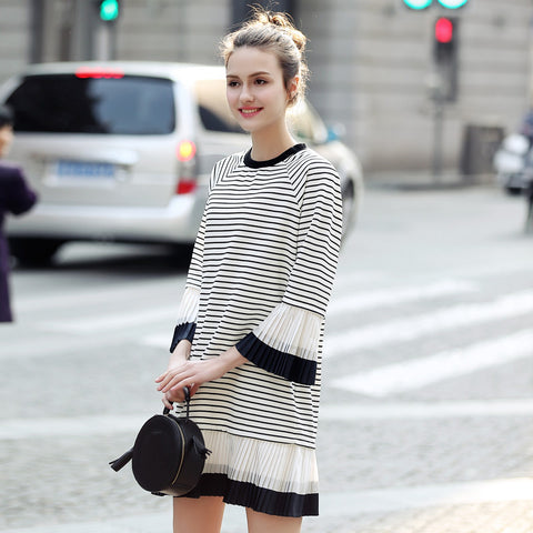 2017 New Fashion Summer Sexy Vestidos Striped Women Dress O-Neck Half Sleeve Pleated Cute Dress Bandage Dress