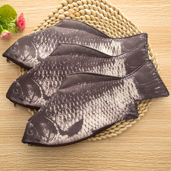 Hot Carp Fish Shaped Zipper Pencil Case Bag Make up Holder Storage Pouch Pen Pencil Case Stationery School Supplies Funny Gift